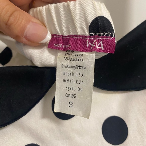 Retro polka dot romper! SO CUTE - Picture 3 of 3